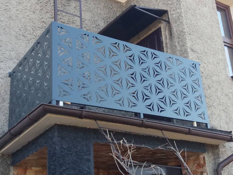 balustrady tarasowe z blachy ażurowej aluminiowej wycinanej laserowo malowanej proszkowo częstochowa